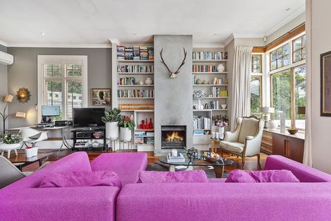 Photo of property in 41 Rimu Road, Kelburn, Wellington, 6012