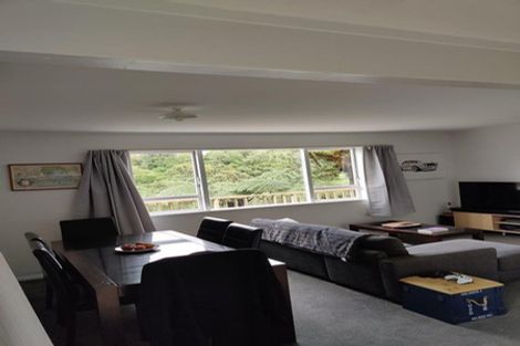 Photo of property in 4 Chancellor Way, Crofton Downs, Wellington, 6035