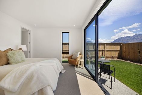 Photo of property in 44 Forage Road, Jacks Point, 9371