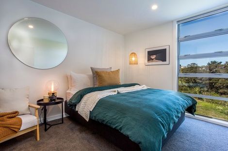 Photo of property in 8a Huka Road, Birkenhead, Auckland, 0626