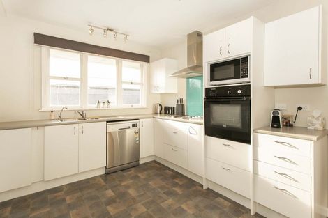 Photo of property in 18 Oxford Street, Hampstead, Ashburton, 7700