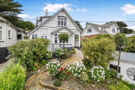 Photo of property in 155 Victoria Road, Saint Clair, Dunedin, 9012