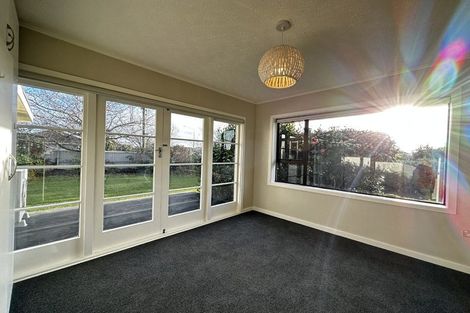 Photo of property in 401 Wairakei Road, Burnside, Christchurch, 8053