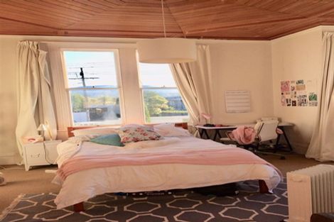 Photo of property in 147 Victoria Road, Saint Clair, Dunedin, 9012