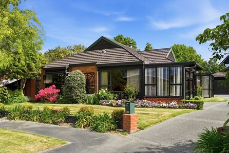 Photo of property in 12 Swithland Place, Avonhead, Christchurch, 8042