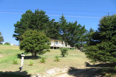 Photo of property in 18 Waiata Road, Onetangi, Waiheke Island, 1081