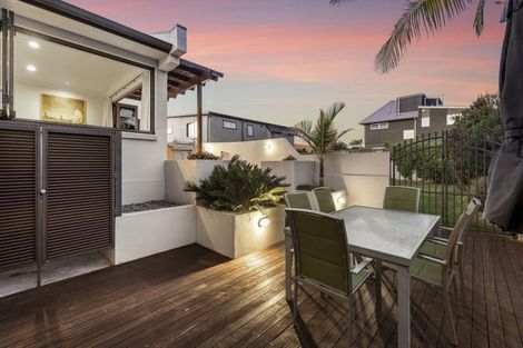 Photo of property in 145 Oceanview Road, Mount Maunganui, 3116