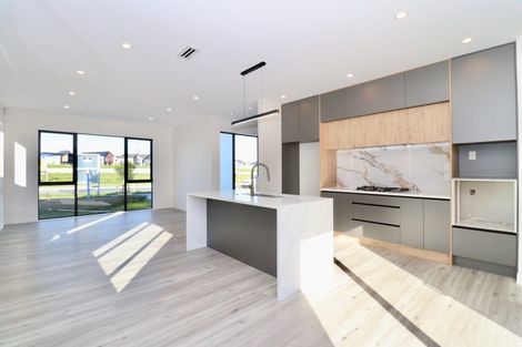 Photo of property in 8 Kobe Street, Karaka, 2580