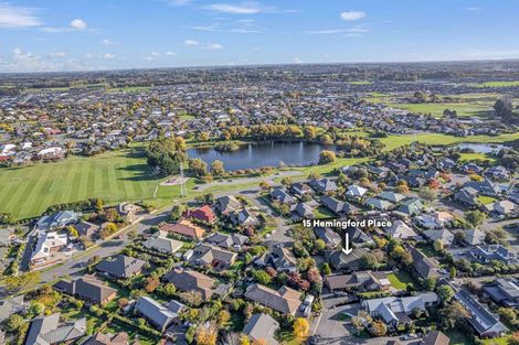 Photo of property in 15 Hemingford Place, Halswell, Christchurch, 8025