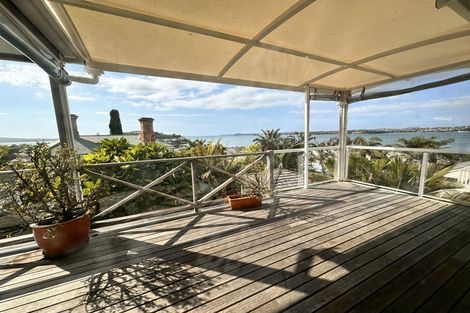 Photo of property in 30 Mays Street, Devonport, Auckland, 0624