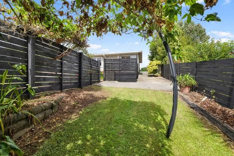 Photo of property in 3 Acacia Avenue, Kihikihi, Te Awamutu, 3800