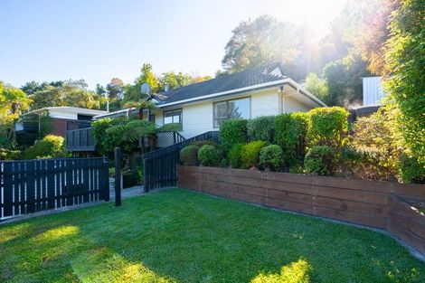 Photo of property in 35 Kairimu Street, Stokes Valley, Lower Hutt, 5019