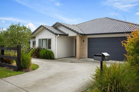 Photo of property in 5 Raymond Grace Avenue, Huapai, Kumeu, 0810