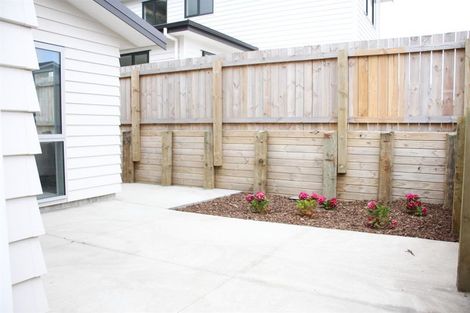 Photo of property in 27 Farnworth Terrace, Churton Park, Wellington, 6037