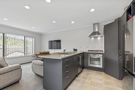 Photo of property in 9/19 Glencarron Place, Bethlehem, Tauranga, 3110