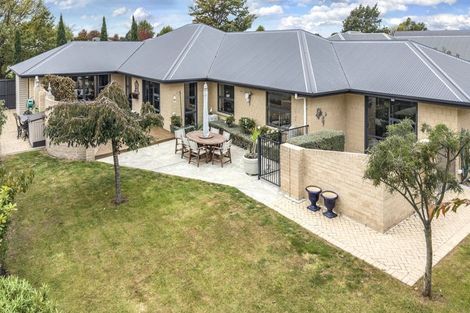 Photo of property in 49 Oakwood Drive, Rangiora, 7400