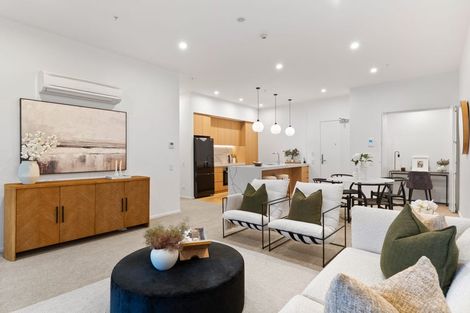 Photo of property in 135 Hibiscus Drive, Orewa, 0931
