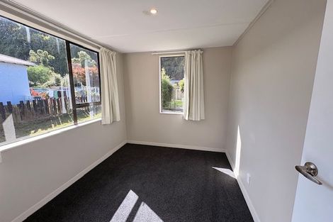 Photo of property in 96 South Road, The Glen, Dunedin, 9011