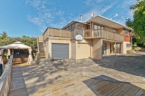 Photo of property in 35 Stapleford Crescent, Browns Bay, Auckland, 0630