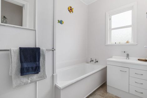 Photo of property in 24 Gilchrist Street, Te Aroha, 3320