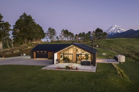 Photo of property in 246 Korito Road, Korito, New Plymouth, 4371