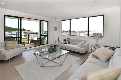 Photo of property in 61 Landmark Terrace, Orewa, 0931