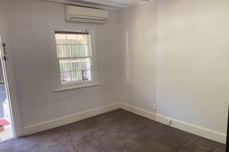 Photo of property in 17 Hillside Crescent South, Leigh, Auckland, 0985