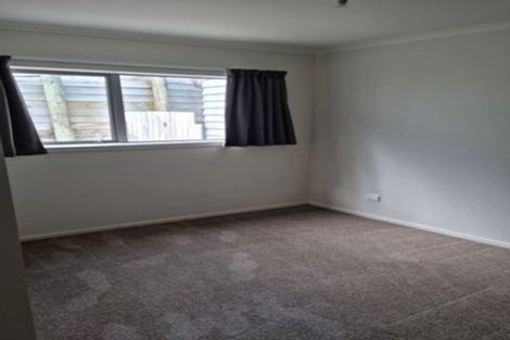 Photo of property in 14a Tobago Crescent, Grenada North, Wellington, 5028