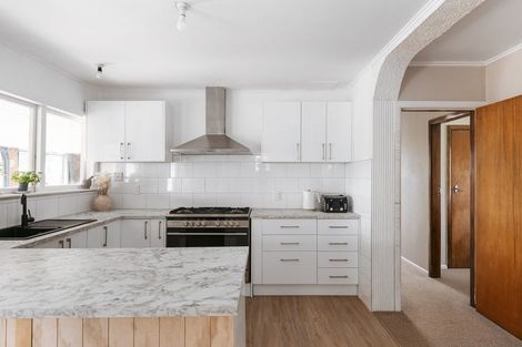 Photo of property in 76 Henderson Street, Whakatane, 3120