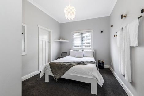 Photo of property in 118 Shackleton Road, Mount Eden, Auckland, 1024