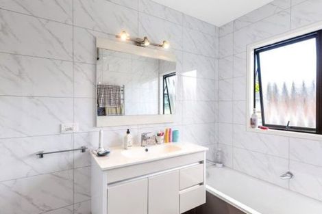 Photo of property in 55c Atkin Avenue, Mission Bay, Auckland, 1071