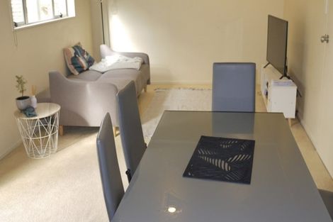 Photo of property in 5a Everingham Place, Sunnyhills, Auckland, 2010