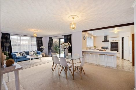 Photo of property in 121 Prestons Road, Redwood, Christchurch, 8051