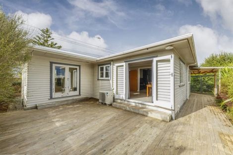 Photo of property in 11 Ngaire Street, Longburn, Palmerston North, 4412