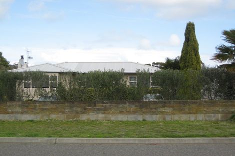 Photo of property in 318 Clifton Road, Te Awanga, 4102