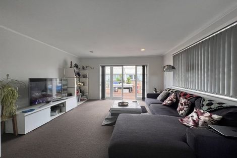 Photo of property in 19 Mcentee Street, Papakura, 2110