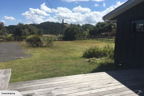 Photo of property in 1283 State Highway 16, Waimauku, 0883