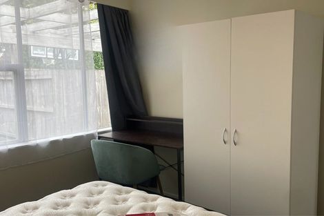 Photo of property in 26 Miller Road, Mangere Bridge, Auckland, 2022