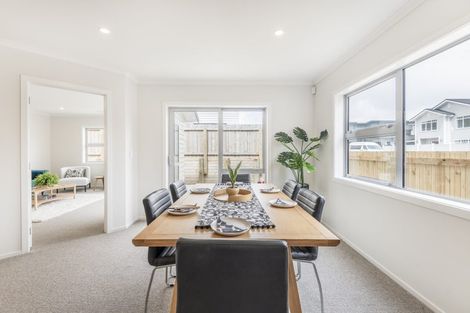 Photo of property in 27 Farnworth Terrace, Churton Park, Wellington, 6037