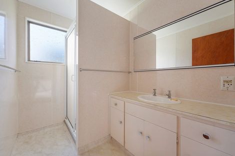 Photo of property in 49 Nevada Drive, Merrilands, New Plymouth, 4312