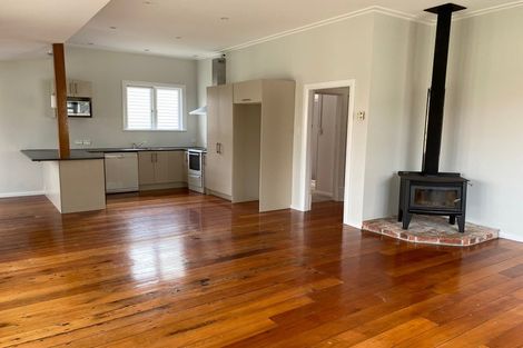 Photo of property in 110 Knights Road, Hutt Central, Lower Hutt, 5010