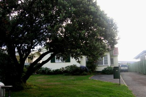 Photo of property in 23 Riverside Drive, Waiwhetu, Lower Hutt, 5010