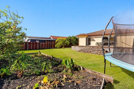 Photo of property in 3 Michelle Place, Mangere, Auckland, 2022