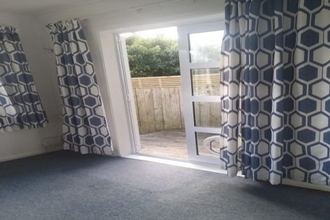 Photo of property in 5 Harland Street, Brooklyn, Wellington, 6021