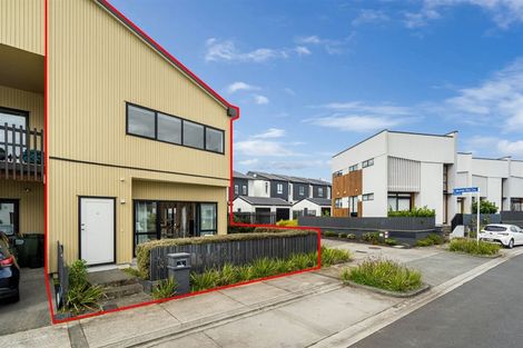 Photo of property in 5 Frank Gill Road, Hobsonville, Auckland, 0616