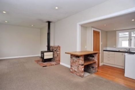 Photo of property in 12 Pound Street, Amberley, 7410