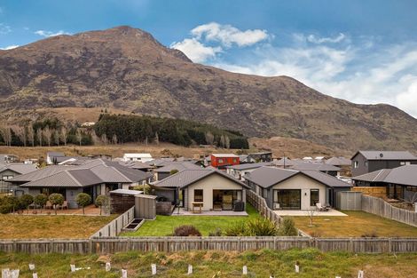 Photo of property in 106 Risinghurst Terrace, Lower Shotover, Queenstown, 9304