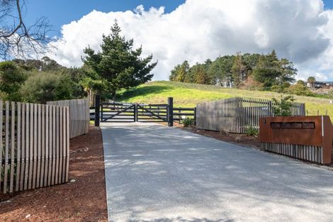 Photo of property in 549 Whitford-maraetai Road, Beachlands, 2571