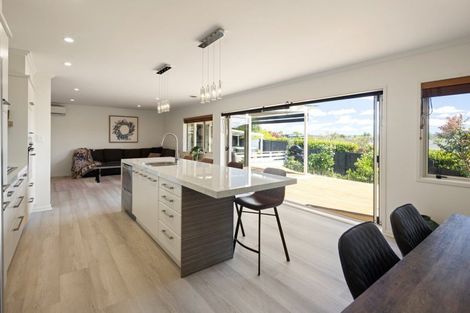 Photo of property in 15 Bentley Rise, Flagstaff, Hamilton, 3210