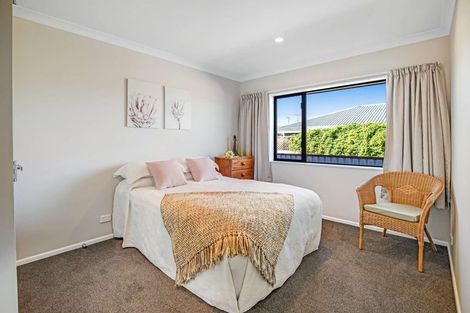 Photo of property in 105 Winchester Street, Levin, 5510